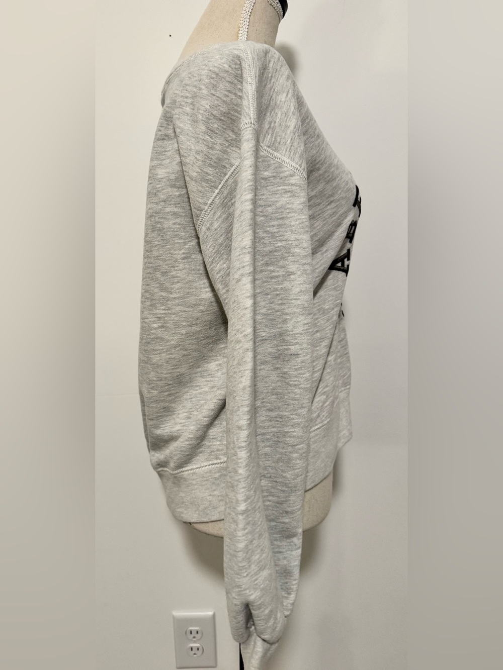 Abercrombie & Fitch Soft Heather Gray Embroidered Logo Pullover Sweatshirt S - Picture 11 of 12